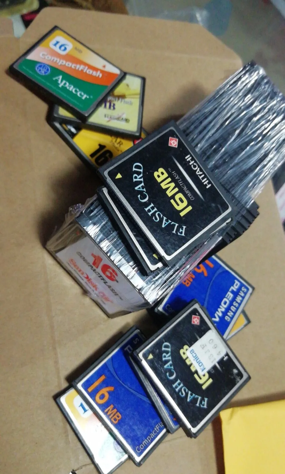 16MB CF карта compact flash card Карта памяти CF(16mb различных версий распределяются случайным образом