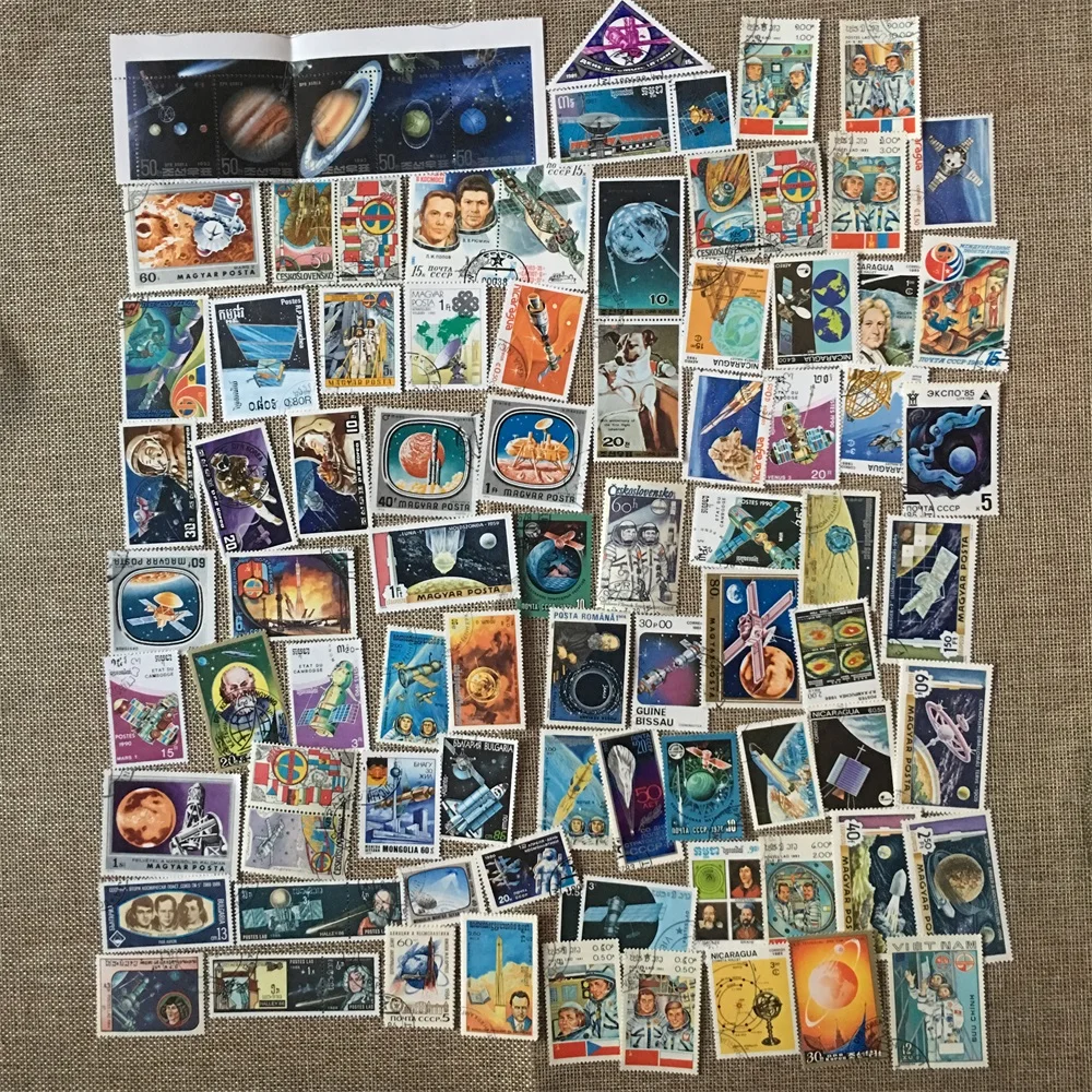 

50Pcs/Set Astronaut Space Satellite Different From Many Countries NO Repeat with Unused Postmark Postage Stamps for Collecting