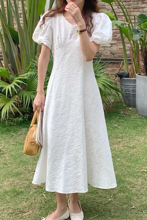 

New Korean Chic Dress Female Summer 2021 Gentle Vintage V-Neck Dark Jacquard Lace-Up Waist Puff Sleeve Party Dress Casual Dress