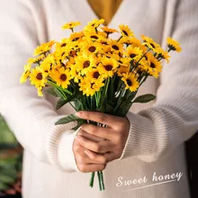 Simulation Sunflower Bouquet Silk Artificial Flower Single Beam Silky Bouquet Flower for Living Room Home Decor Wedding Decor