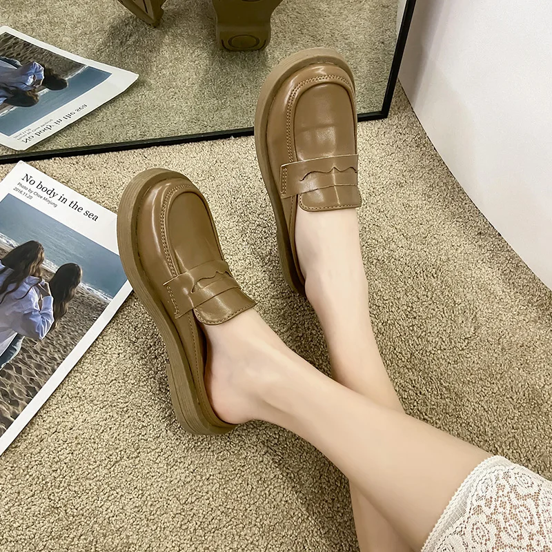 

Cover Toe Low Shoes Slippers Casual Slipers Women Slides Luxury 2021 Flat Basic Rubber Rome Fashion PU Low Shoes Woman's Slipper