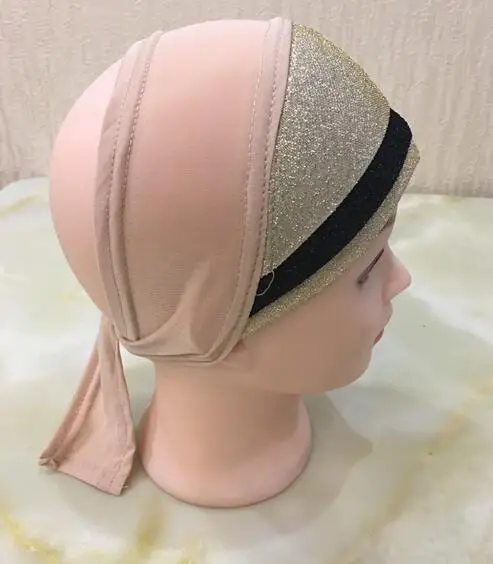 

Half bottom hat three layer stitching hat