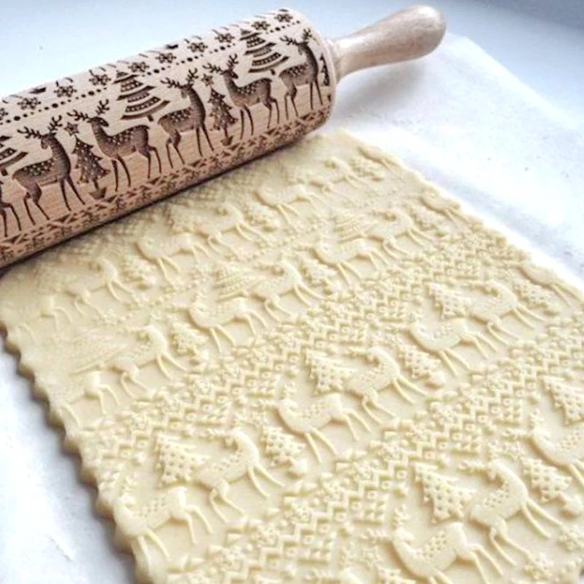 

Christmas Rolling Pins Rock Snowflake Elk Wooden Rolling Embossing Baking Cookies Biscuit Fondant Cake Patterned Roller