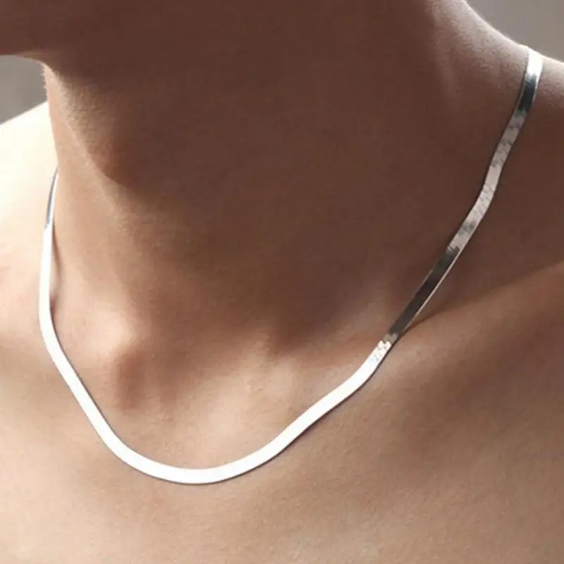 

2021 Fast Selling Popular Couple Short Collarbone Blade Flat Snake Bone Chain Silver Jewelry Necklace