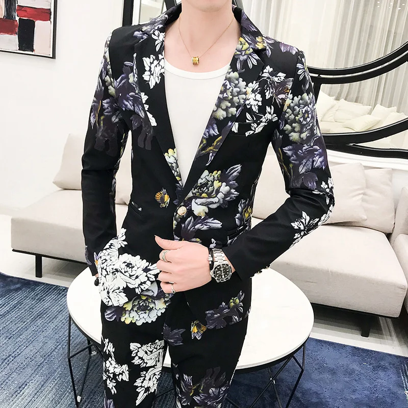 

Новинка 2021, мужской костюм с принтом из двух предметов, корейский облегающий костюм для парикмахера, мужской костюм для выступлений