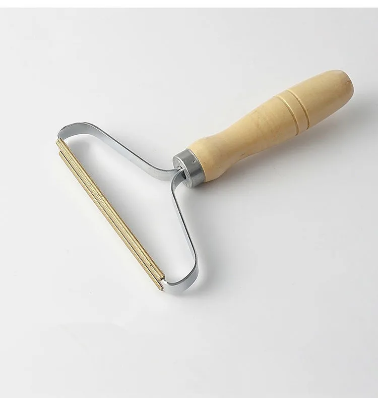 

New Portable Manual Roller Shaving Machine Wooden Ball Remover Clothing Hair Remover Tool