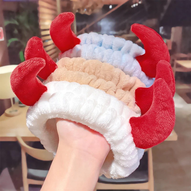 

Exquisite Plush Red Ox Devil Demon Horns Headband Makeup Shower Wash Face Sport Velvet Hair Band Funny Festival Party Bandana