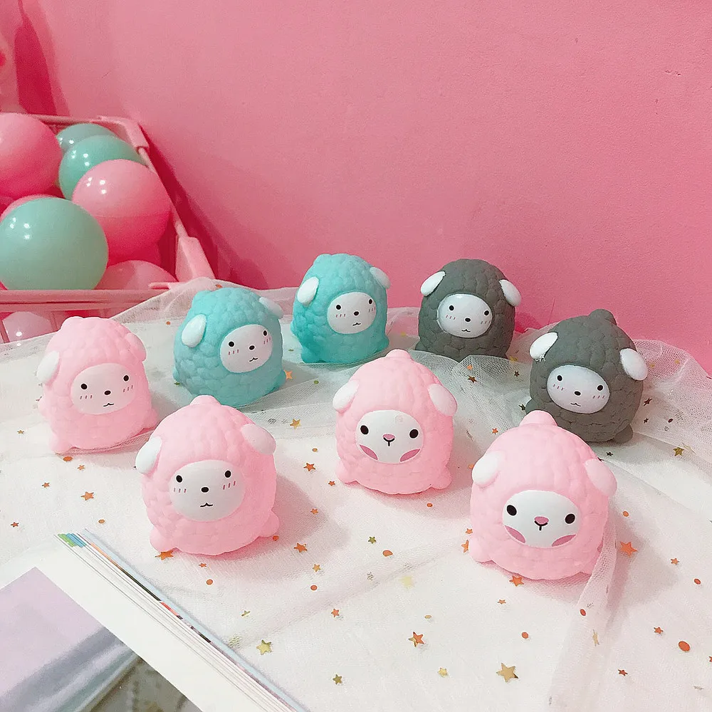 Japanese Korean Cute Pink Spoof Toys Little Sheep Squeeze Sounding dabbling Baby Swimming Squishy Bath Toys