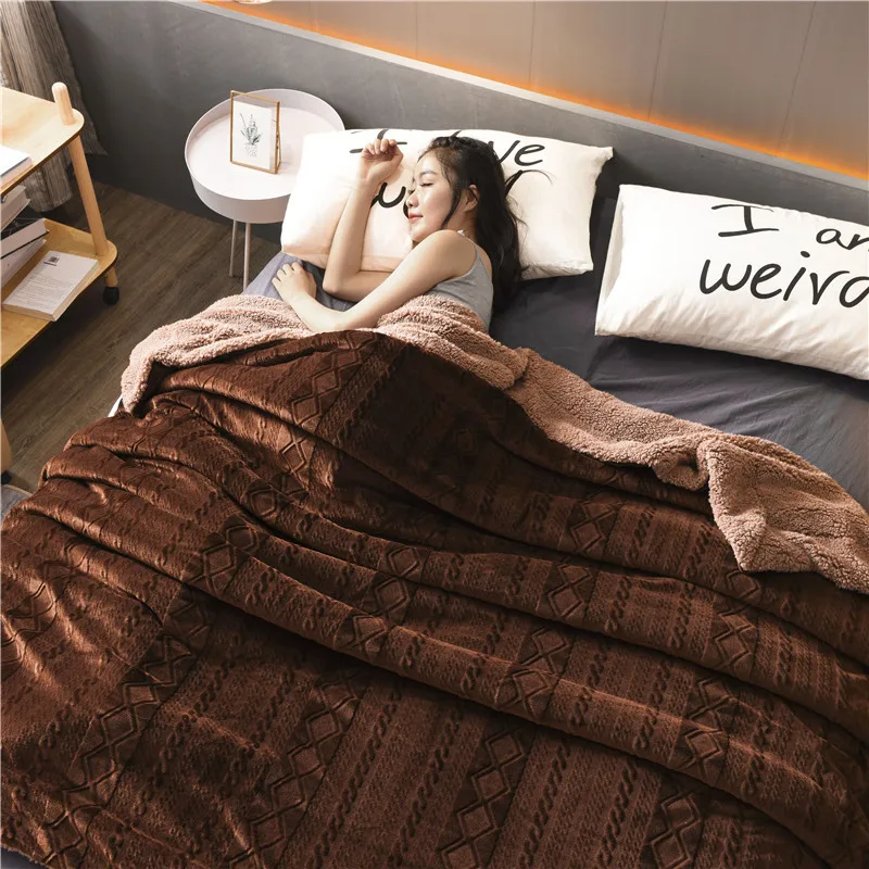 

Carved velvet Quilts Bedding Soft Fur Comforters Throw on Sofa/Bed/Plane Travel Blanket Printed Bedspread Cotton Duvet Cover