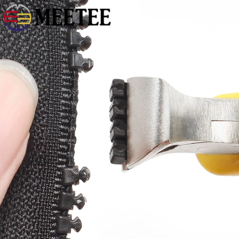 

Meetee 1pc Zipper Pliers Stainless Steel Clamp Tooth Coded Resin Zippers Tail Teeth Slot Plier Tool DIY Install Modify Accessory