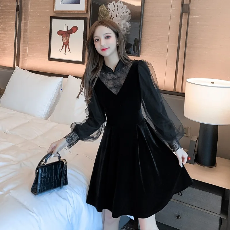 

Women's Charming Celebrity Dresses Sexy Lace Button V-Neck Tulle Full Sleeve Formal Mini Party Gowns Elegant A-Line Prom Dress