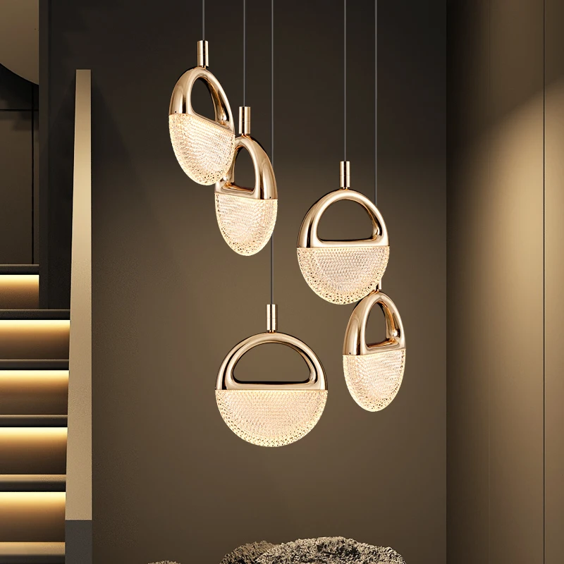 売る モダンで豪華なデザイン,スパイラル階段,リビングルーム,ベッドルーム,ゴールドの大面積と互換性のある豪華な吊り下げ式LEDシーリングライト。