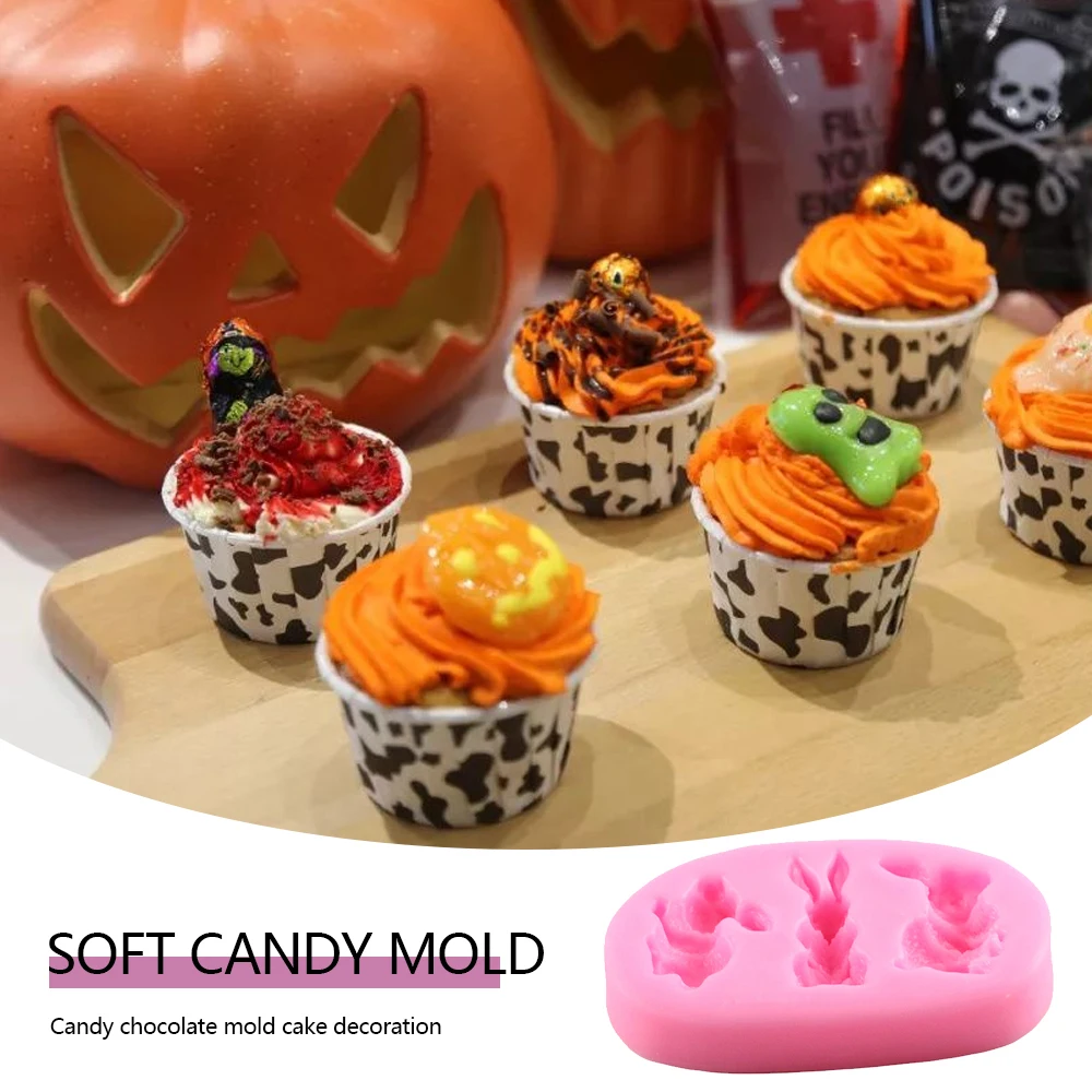 

The Easter bunny silicone mold cupcakes at the top of the double sugar cake decorating tools chocolate candy clay mold