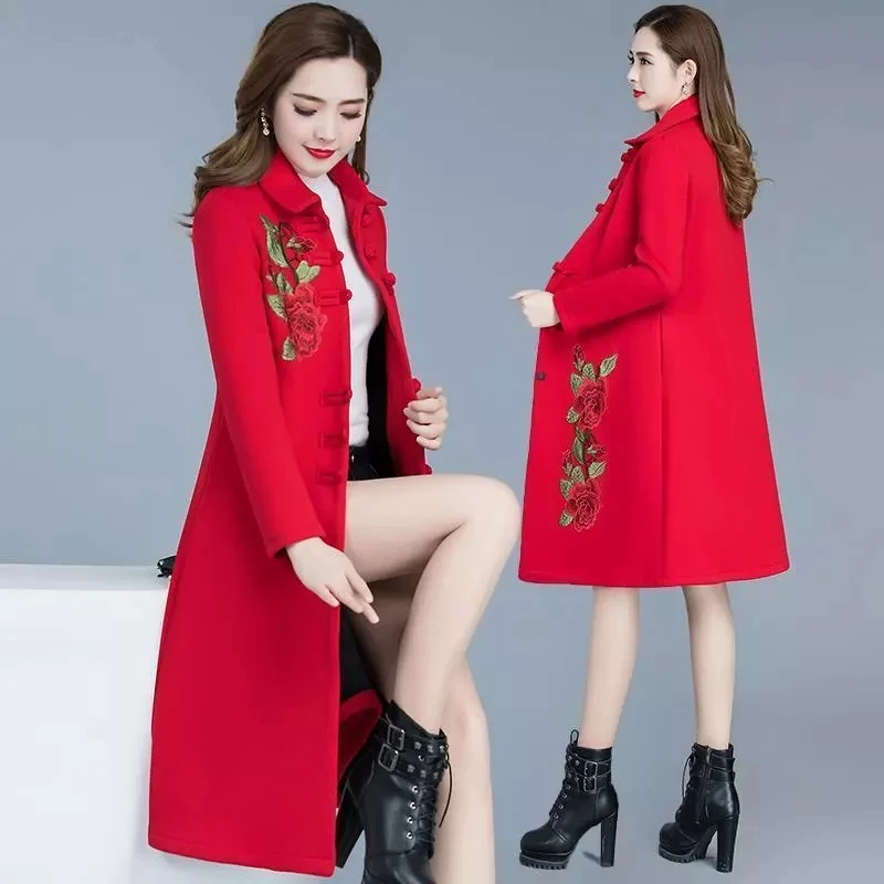 

2020 women's embroidery spring and autumn windbreaker jacket new fashion loose coat plus velvet