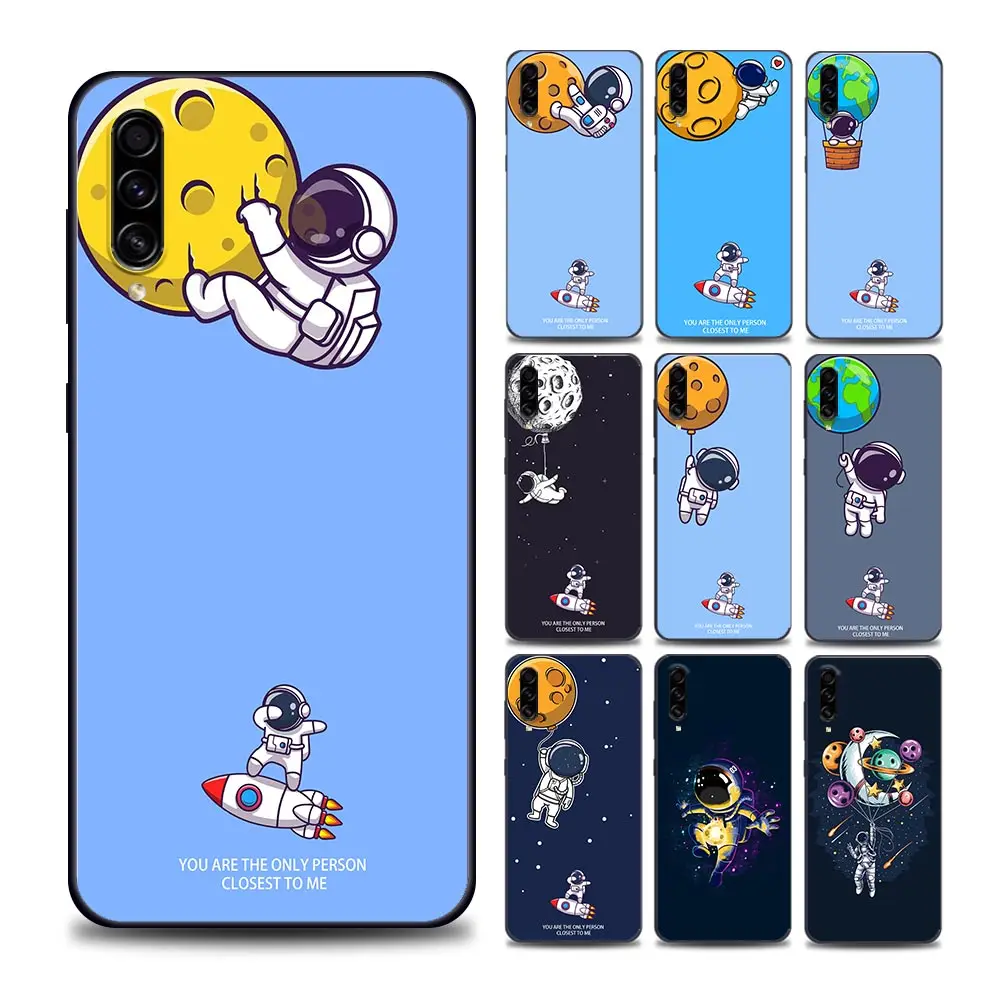 

Cute Cartoon Creative Spaceman Black Phone Case for Samsung A7 A9 A10 A20 A30 A40 A50 A60 A70 A80 A90 5G Soft Silicone Cover