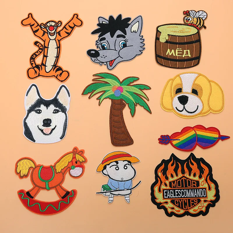 

50pcs/Lot Embroidery Patches Letters Clothing Decoration Accessories Dog Animal Alternative Diy Iron Heat Transfer Applique