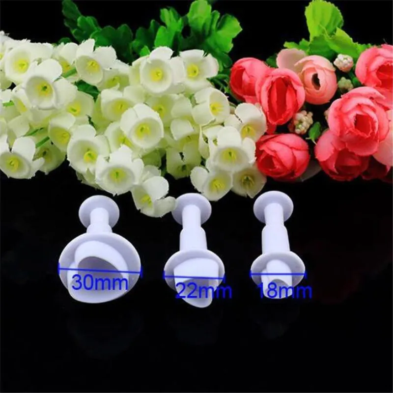 

3Pcs/Set Kitchen Accessories Heart Cake Decorating Tools Cake Sugar Sugarcraft Plunger Cookie Cutter Diy Mold Christmas Baking