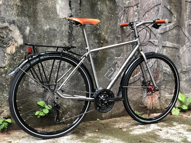 По индивидуальному заказу! DARKROCK DR Safaris 700C туристические велосипеды из титанового сплава светильник DEORE T610 30 скоростей дорожные велосипеды титановый серый