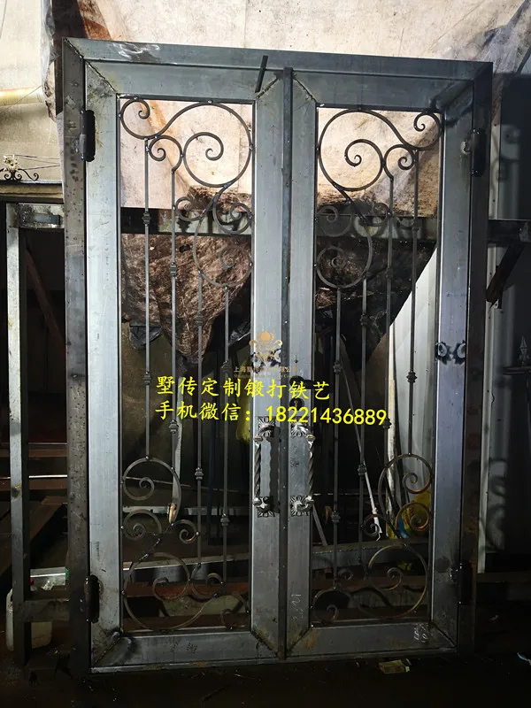 Наружные двери для внутреннего дворика крыльца белые французские двери|design door|door