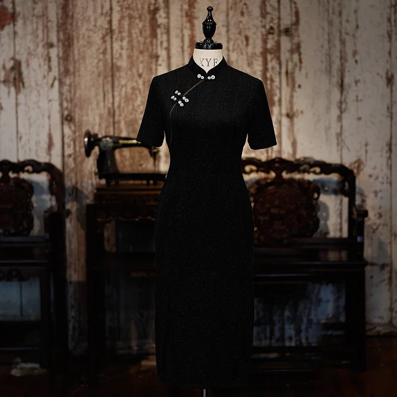 

modified black cheongsam skirt long in Chinese wind cultivate morality fashion girls dress young in autumn and winter