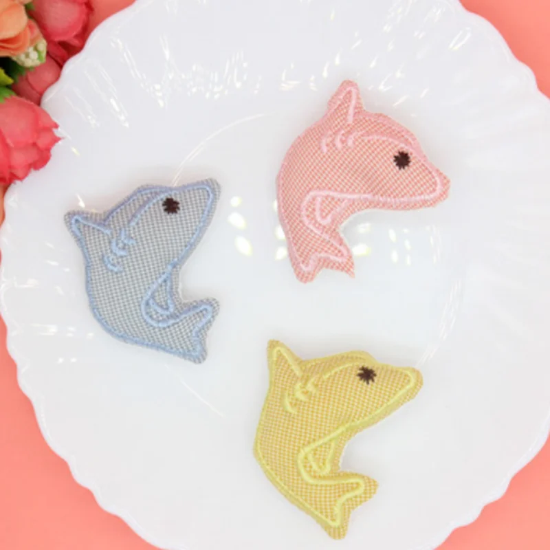 

10pcs/lot 4*4.5cm Cartoon fabric creative jumping dolphins padded appliques,DIY kids headweSar,garments accessories material