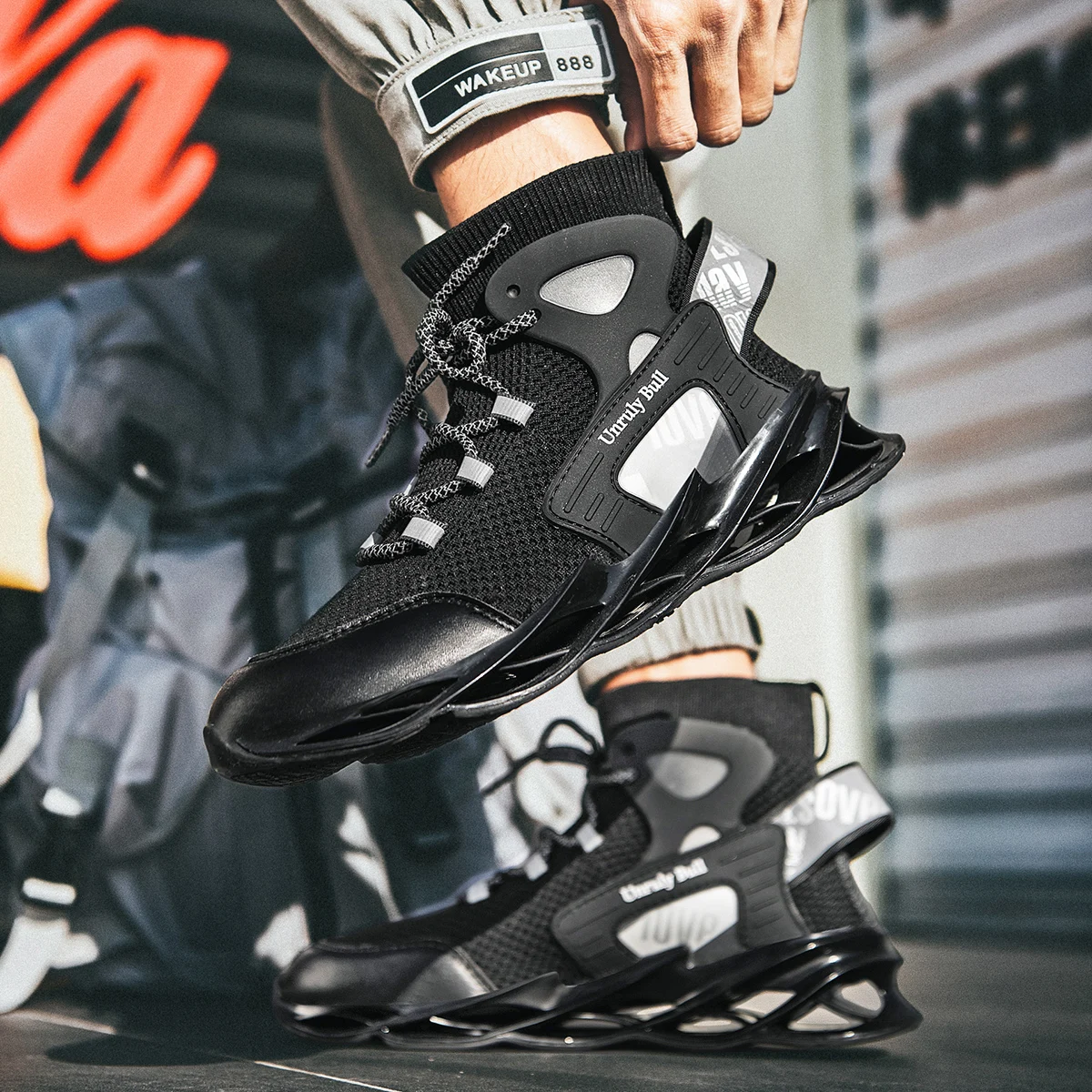 

Blade Running Shoes for Men Breathable Mesh Socks Sneakers Antiskid Damping Outsole Athletic Sport Shoes Training Run Zapatillas