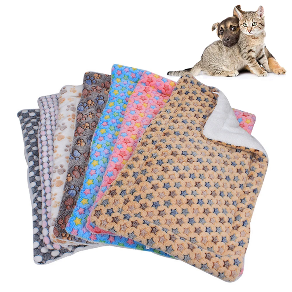 

Cat Beds Mats Thicken Soft Fluffy Bed for Cats New Winter Warm Pet Products Cat Cushion Indoor Cat Sleeping Mat Lit Pour Chat