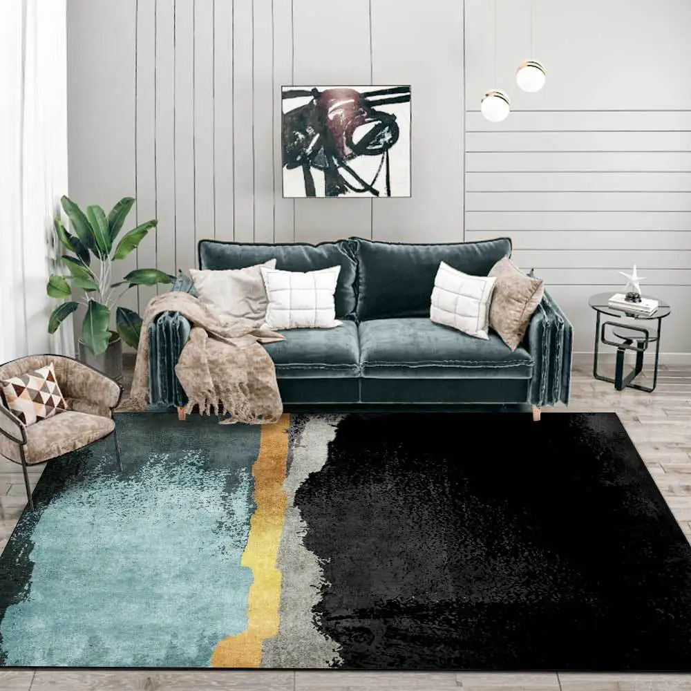 Модный дизайнерский коврик с абстрактными черными и синими вставками