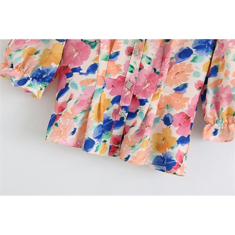 

YOSIBCD Women 2021 Fashion With Jewel Buttons Floral Print Blouses Vintage V Three Quarter Sleeve Female Shirts Chic Tops