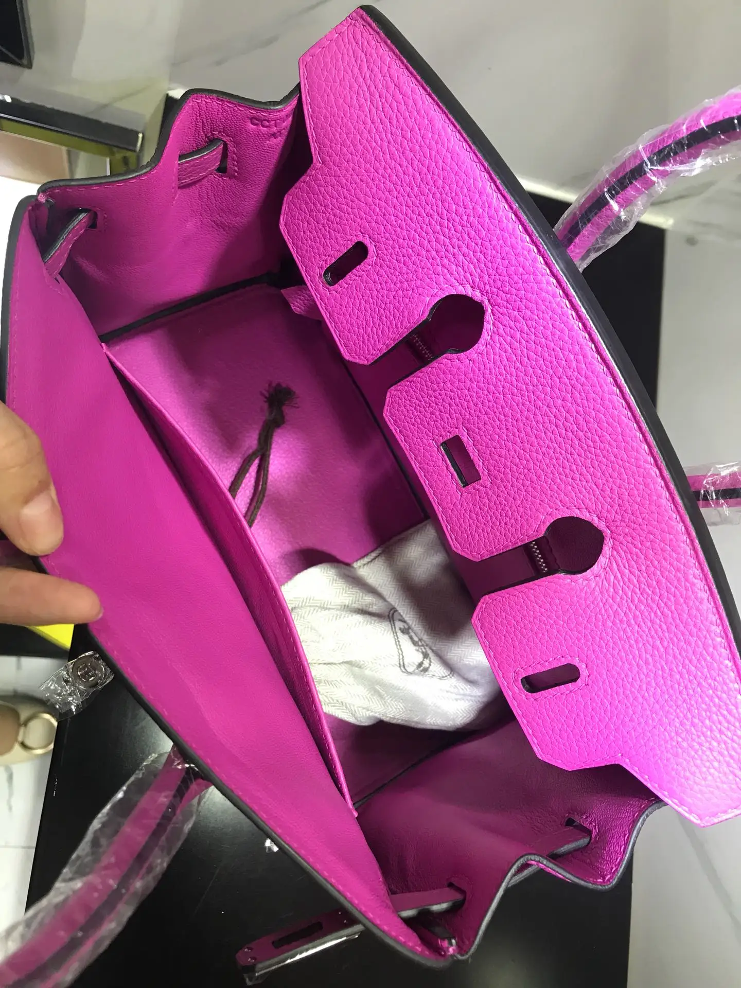 

Handmade LUXURY Purse 30CM,BRAND HANDBAG,DESIGNERS BAG,Magnolia COLOR,Togo leather, Wax line stitiching,Fast delivery