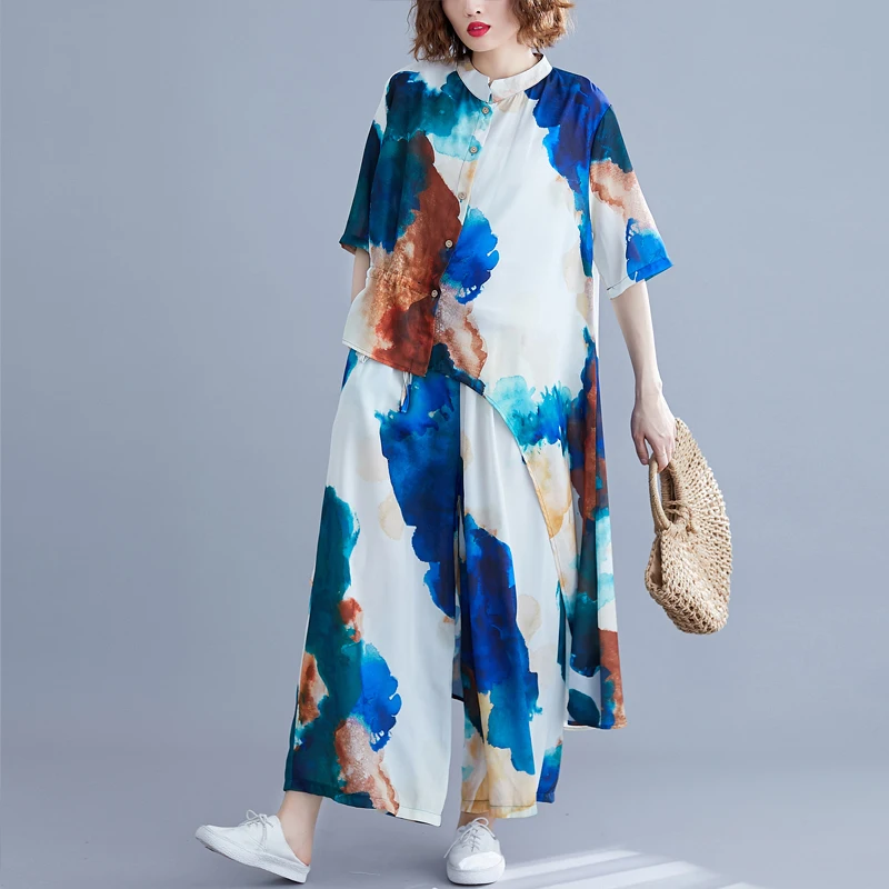 Женский костюм из двух предметов Асимметричная футболка с воротником-стойкой и