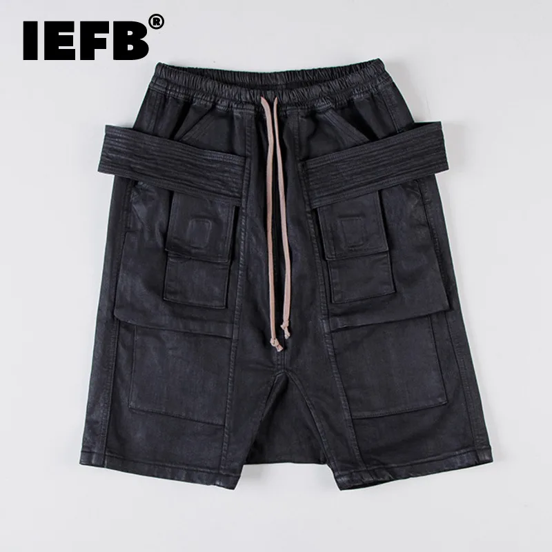 

IEFB Men's Double-loop Design Coated Wax Layer Cotton Sports Shorts Elastic Mid-waist Washed Drawstring Black Denim Shorts D1556