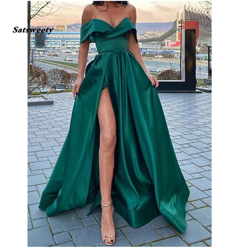 

Off the Shoulder Emerald Green Satin Long Prom Dresses with Leg Slit V-neck Floor Length Arabic Evening Gowns robe de soiree
