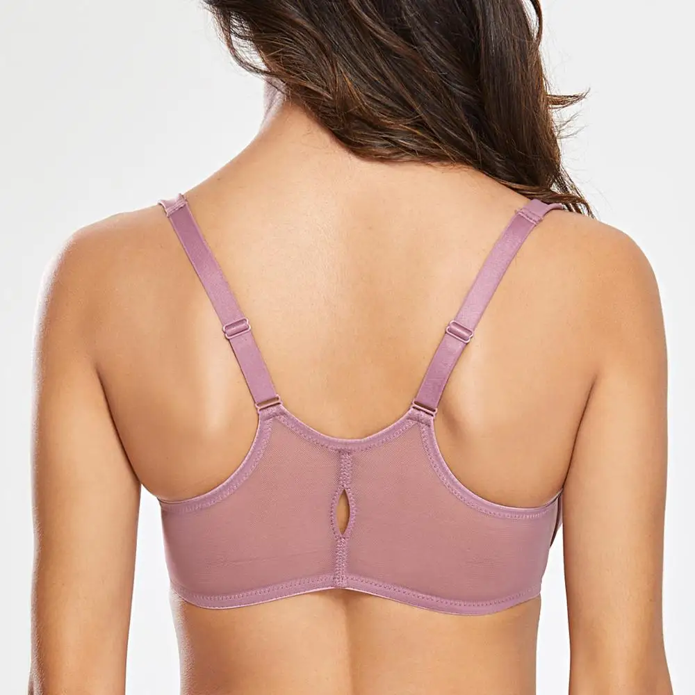 Комфортный женский бюстгальтер на косточках с полным покрытием без пены