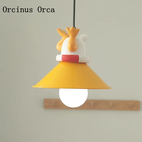 Люстра североевропейская желтая из смолы с животными лампа для спальни детской