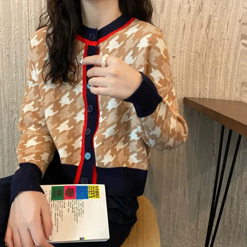 

Женский трикотажный свитер, однобортный Кардиган в клетку, с длинным рукавом, с круглым вырезом, для осени