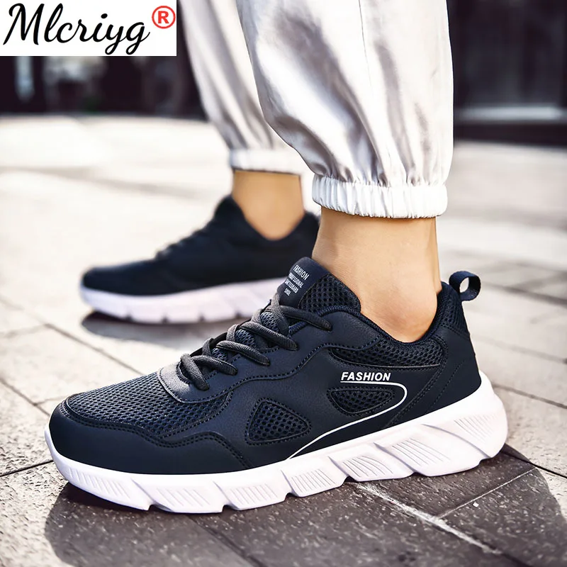 

2021 Fashion Shoes for Men Casual Black Breathable Chunky Designer Mens Sneakers Trending Chaussure Zapatillas De Deporte Hombre