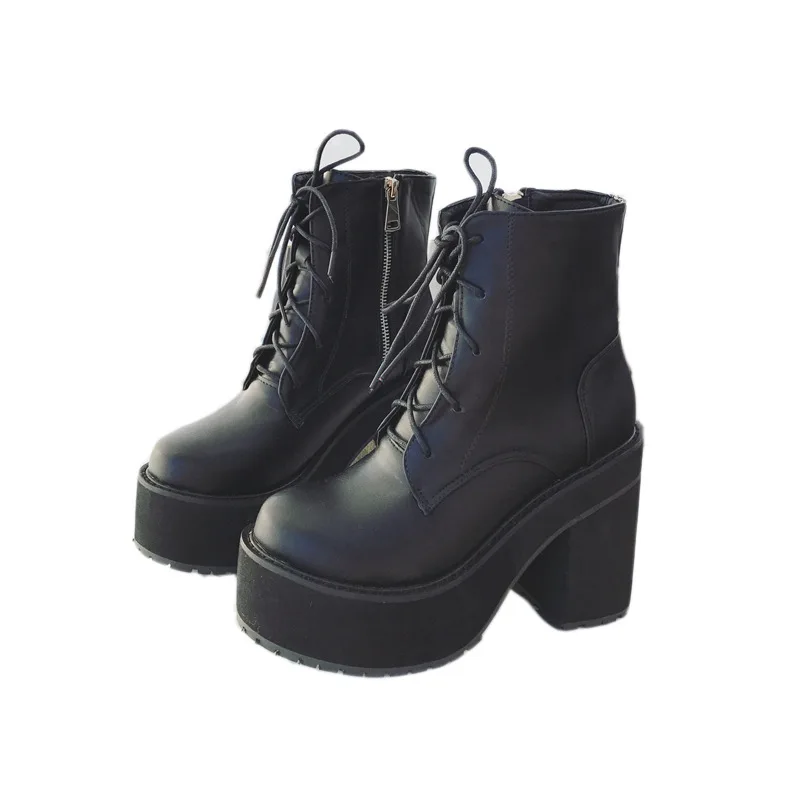 Ботинки на платформе с круглым носком шнуровке Новинка 2018 года ботинки высоком