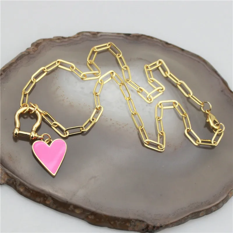 Ожерелье с покрытием нового дизайна из пяти сердец эмалированной бижутерии на популярной медной цепочке длиной 16 дюймов, дешевая оптовая продажа.