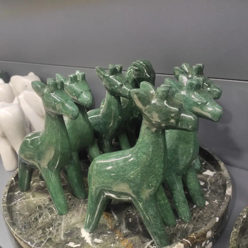 

1pcs Natural marble giraffe Used for home decoration