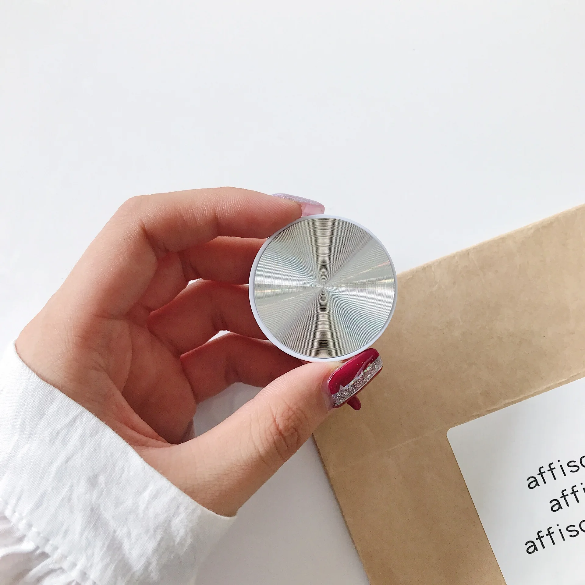 Wholes soket мобильный телефон с растягивающимся кронштейном мультяшная подушка