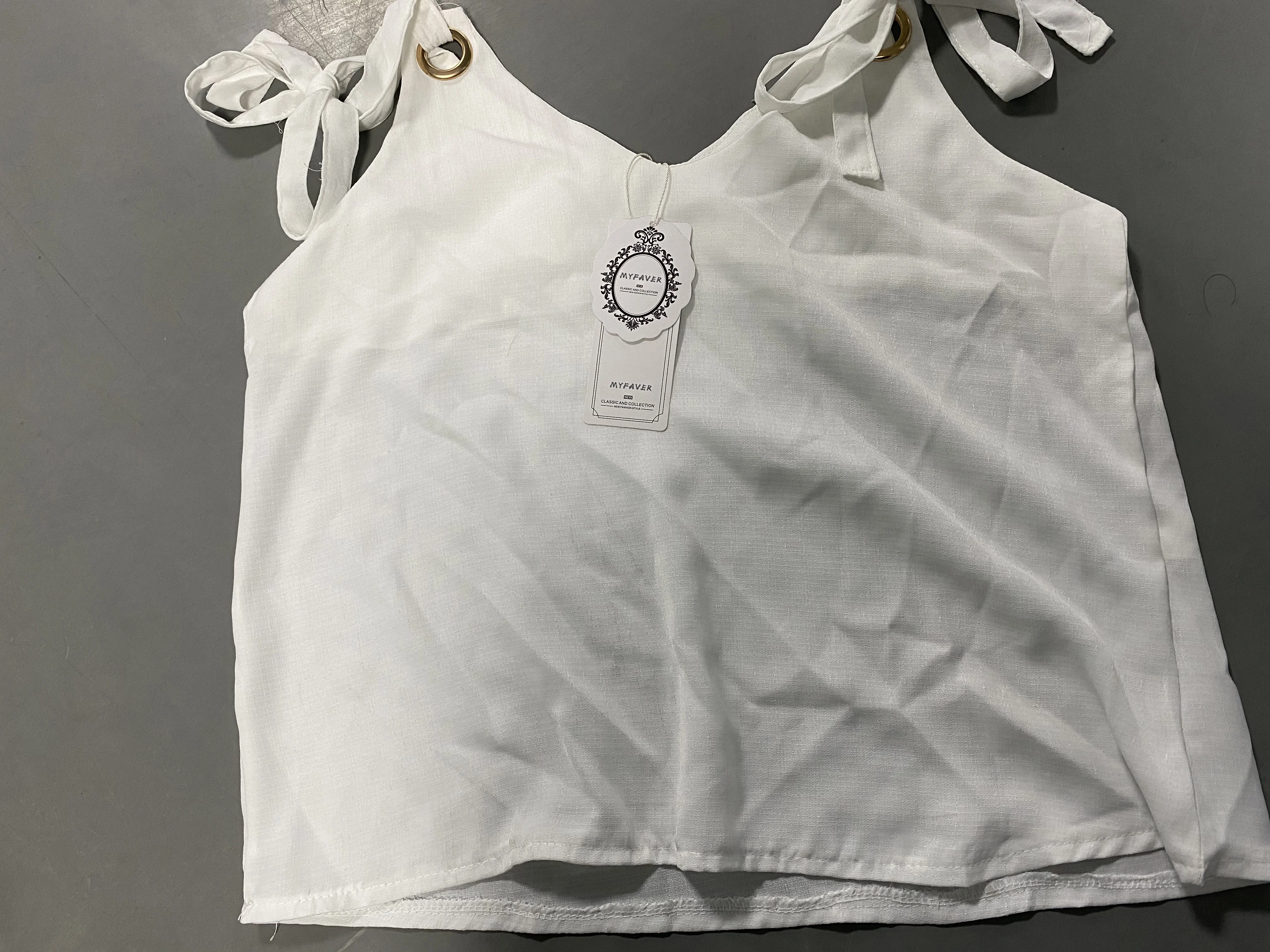 

MYFAVER TOPS