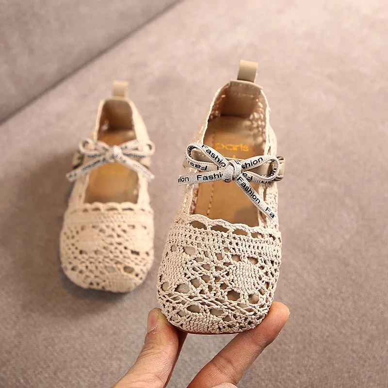 Весенняя повседневная обувь для девочек кружевная принцессы детские сандалии