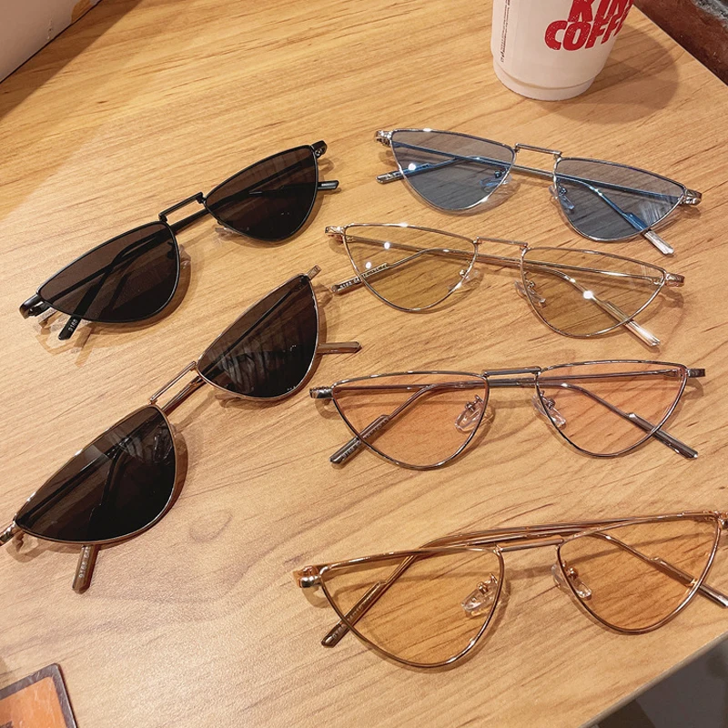 

2021 New Fashion Small Metal Cat Eye Sunglasses Women Brand Designer Vintage Triangle Frame Colorful Sun Glasses Female Shades