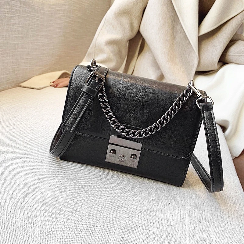 AXUKES новая женская сумка квадратная Ретро мессенджер с откидной цепочкой