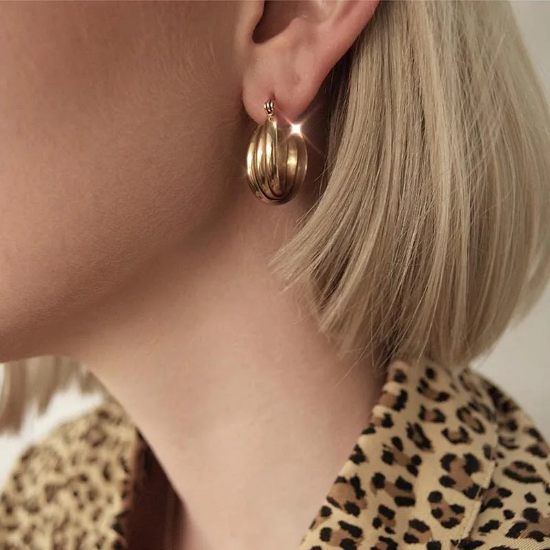 США популярные минималистичные витые круглые серьги золотые маленькие