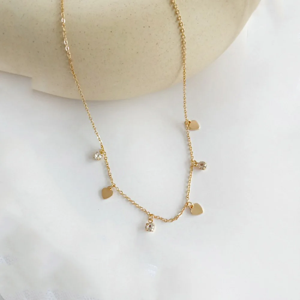 Женское колье-чокер с подвеской в виде сердца | Украшения и аксессуары