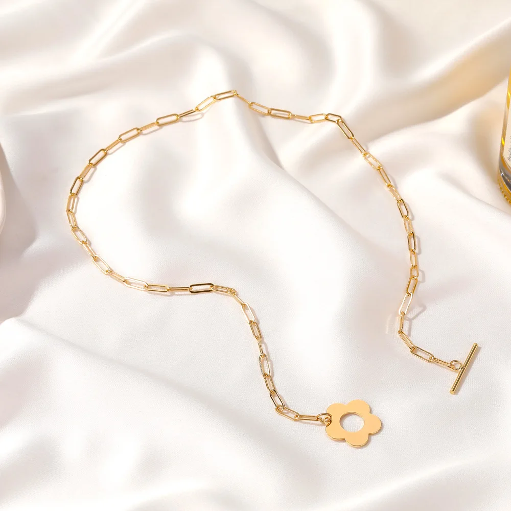 

Elegant Big White Imitation Pearl Beads Choker Clavicle Chain Necklace for Women Wedding Jewelry Collar New Necklace 2021