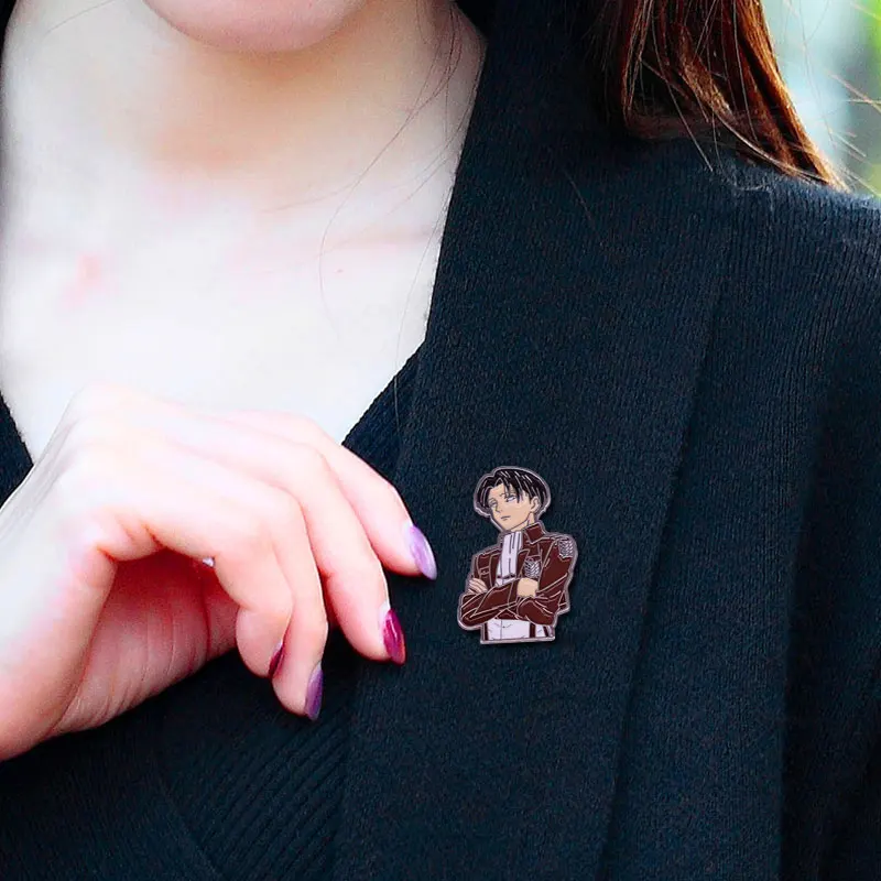 Эмалевая булавка атака на Титанов-капитан Леви популярная японская брошь в стиле