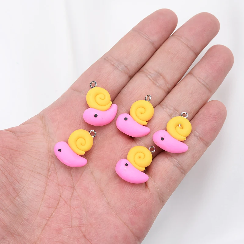 

5/10Pcs Yellow Snails Shape Clay Spacer Beads Cute Polymer Clay Beads For Jewelry Making DIY Handmade Necklace Accessories